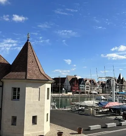 La Marine 2 Apartman *